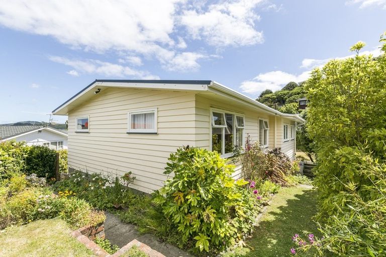 Photo of property in 73 Amapur Drive, Ngaio, Wellington, 6035