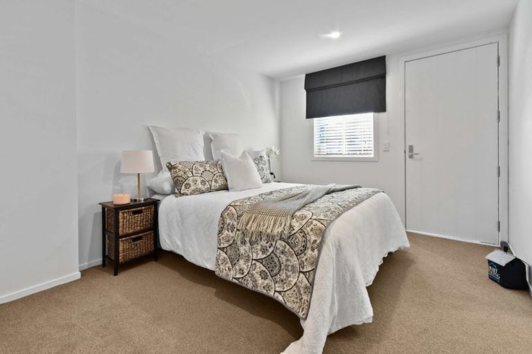 Photo of property in 5 Opito Way, East Tamaki, Auckland, 2013