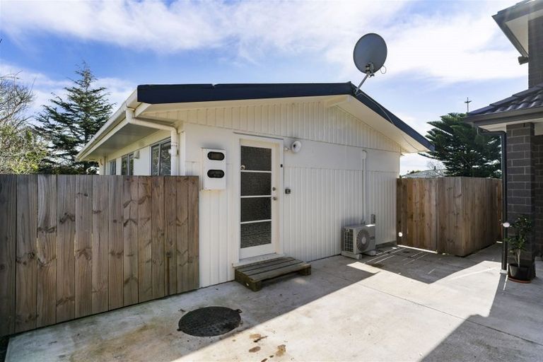 Photo of property in 7d Yeoman Place, Howick, Auckland, 2014