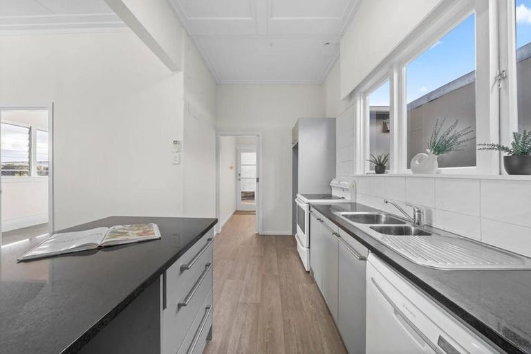 Photo of property in 1/1 Favona Road, Favona, Auckland, 2024