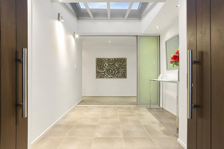 Photo of property in 39 Tawini Road, Titirangi, Auckland, 0604