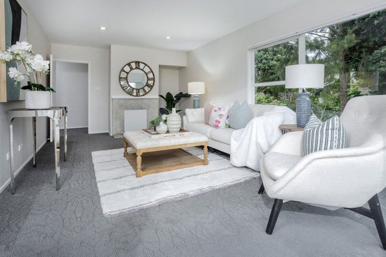 Photo of property in 1 Phillipa Place, Browns Bay, Auckland, 0630