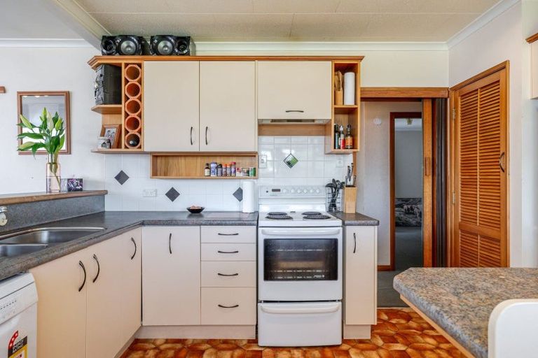 Photo of property in 73 College Street, Awapuni, Palmerston North, 4412