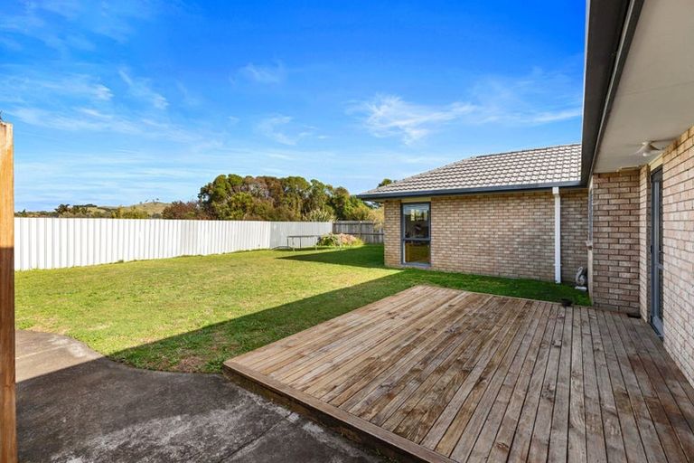 Photo of property in 31 Corinth Grove, Papamoa Beach, Papamoa, 3118