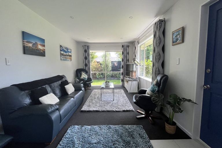Photo of property in 2/21a Fenhall Street, Russley, Christchurch, 8042