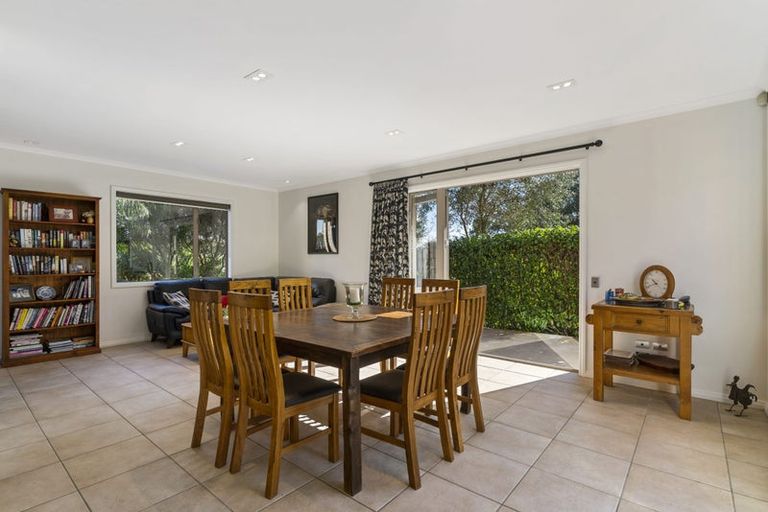 Photo of property in 371 Whitford Road, Whitford, Howick, 2571