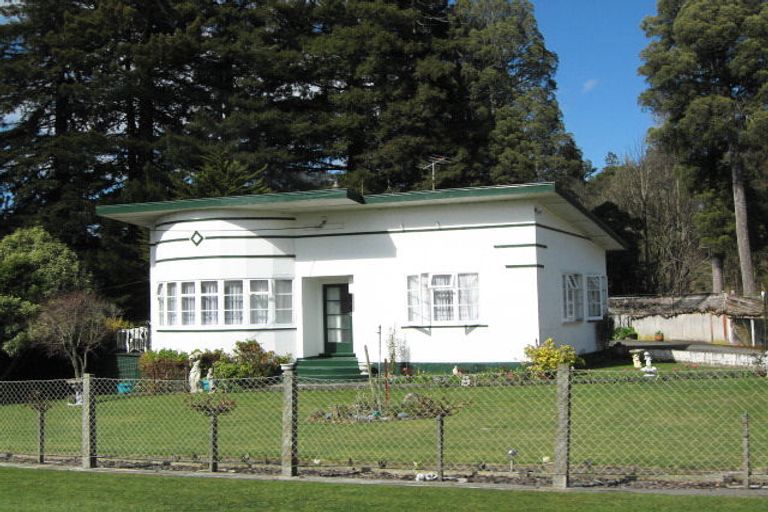 Photo of property in 180 Hautapu Street, Taihape, 4720