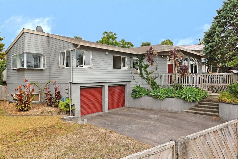 Photo of property in 62 Vintage Drive, Henderson, Auckland, 0612