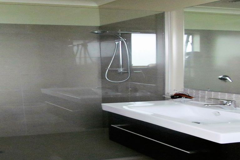 Photo of property in 10 Showgate Crescent, Mosgiel, 9024