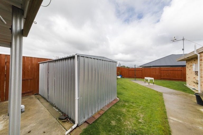 Photo of property in 50 Branigan Parade, Kelvin Grove, Palmerston North, 4414