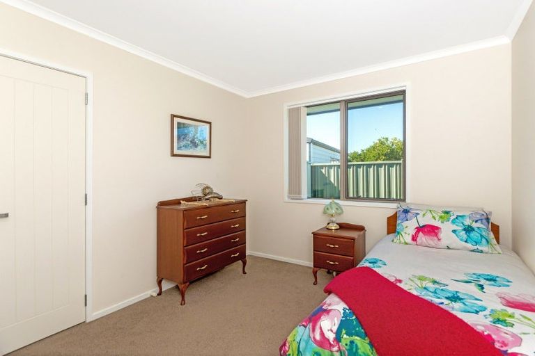 Photo of property in 36 Emily Street, Riverdale, Gisborne, 4010