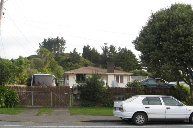 Photo of property in 36 Ruapehu Street, Paraparaumu, 5032