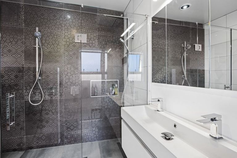 Photo of property in 22 Mercade Close, Stratford, 4332