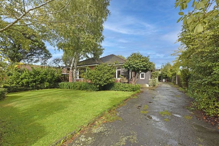 Photo of property in 3 Garden Road, Merivale, Christchurch, 8014