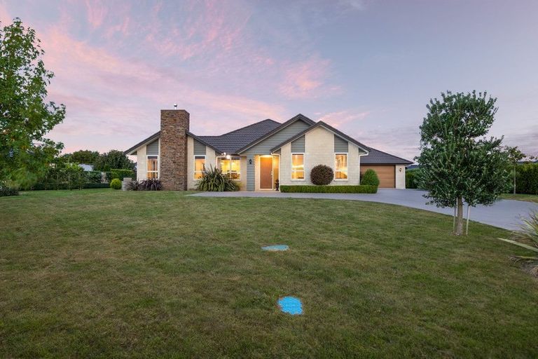 Photo of property in 23 Baxter Michael Crescent, Cambridge, 3434