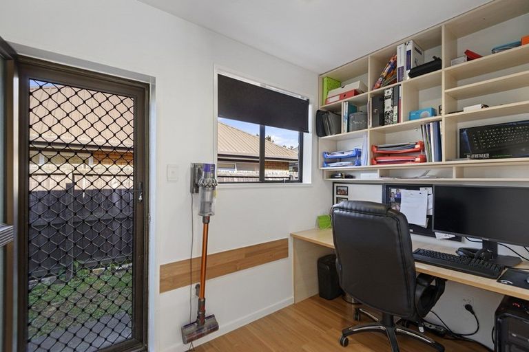 Photo of property in 10 Lochmore Street, Bishopdale, Christchurch, 8051