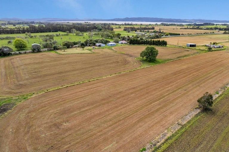 Photo of property in 735 One Tree Point Road, Ruakaka, 0171