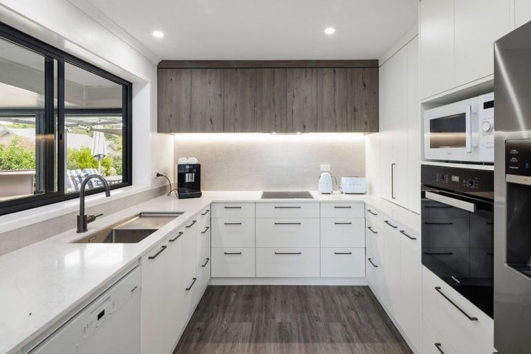 Photo of property in 6 Limousin Place, Grandview Heights, Hamilton, 3200