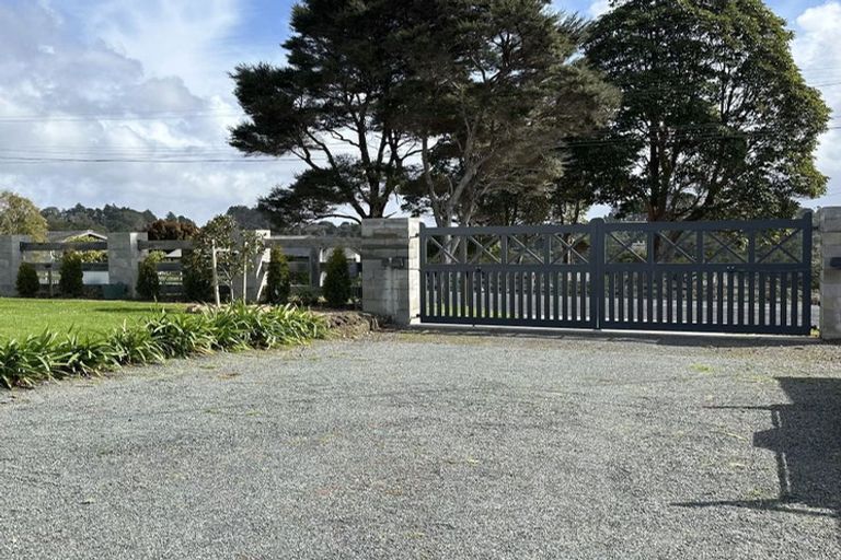 Photo of property in 25 Hobson Road, Lucas Heights, Auckland, 0632