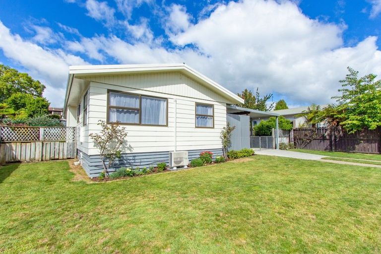 Photo of property in 102 Homedale Street, Pukehangi, Rotorua, 3015