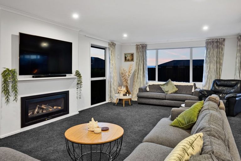 Photo of property in 54 Denby Road, Hawera, 4672