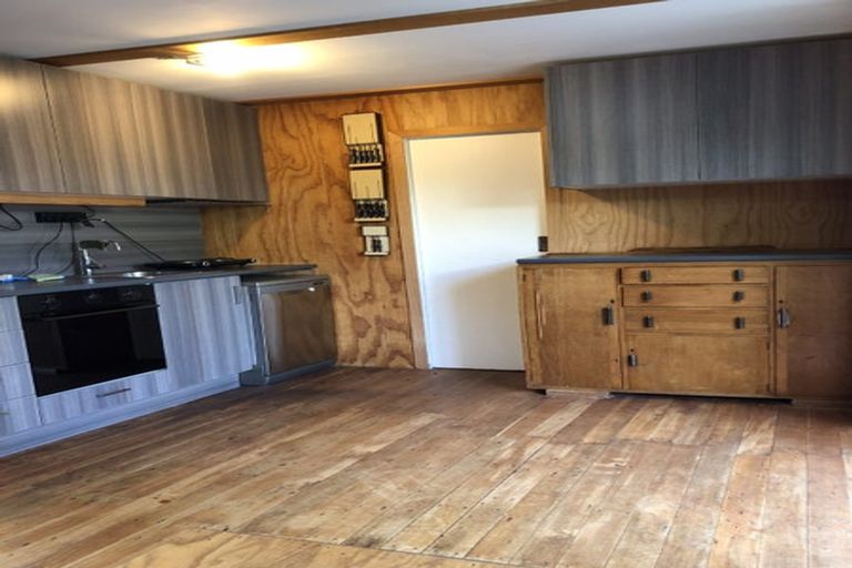 Photo of property in 94 Tannadyce Street, Strathmore Park, Wellington, 6022