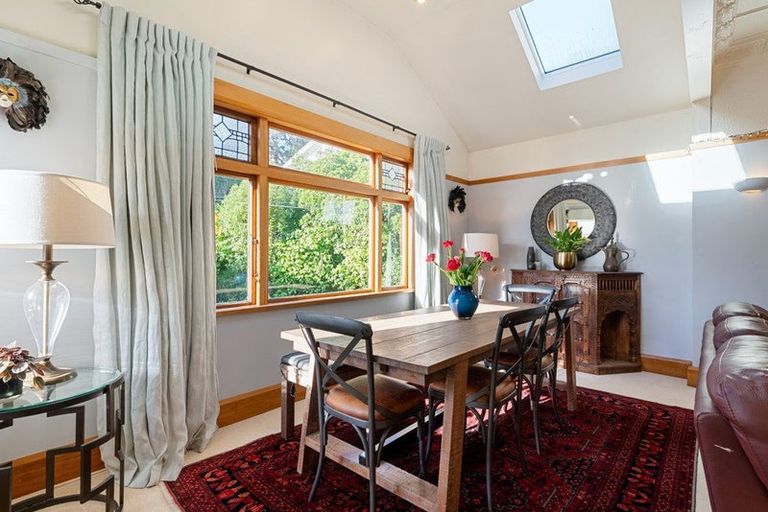 Photo of property in 8 Fitzroy Street, Wadestown, Wellington, 6012