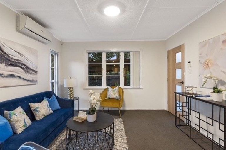 Photo of property in 1/73 Puhinui Road, Papatoetoe, Auckland, 2104