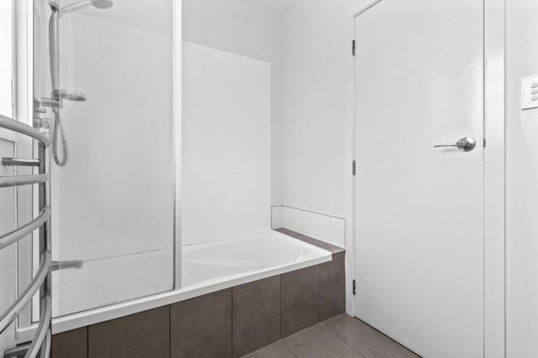 Photo of property in 4 Gwendoline Place, Glenview, Hamilton, 3206