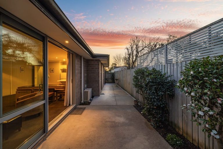 Photo of property in 3/24 Wairakei Road, Strowan, Christchurch, 8052