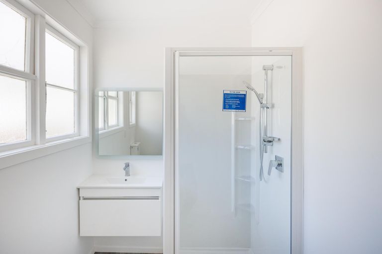 Photo of property in 73 Rangiora Avenue, Roslyn, Palmerston North, 4414