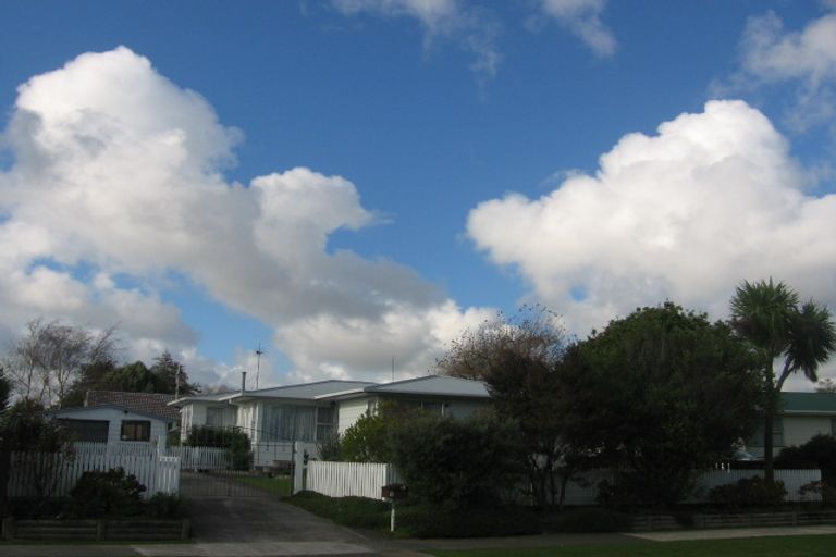 Photo of property in 8 Turakina Street, Westbrook, Palmerston North, 4412