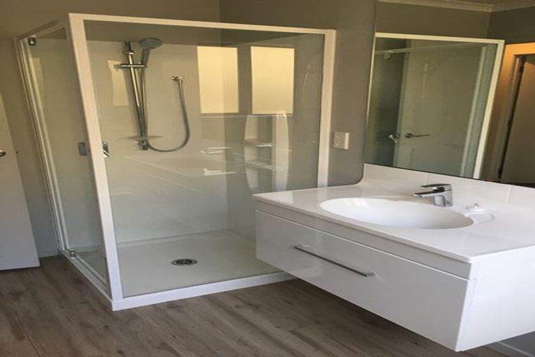 Photo of property in 2 Pahau Avenue, Tikipunga, Whangarei, 0112