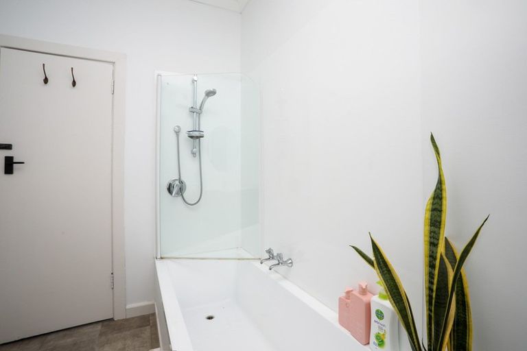 Photo of property in 31 Highfield Terrace, Newfield, Invercargill, 9812