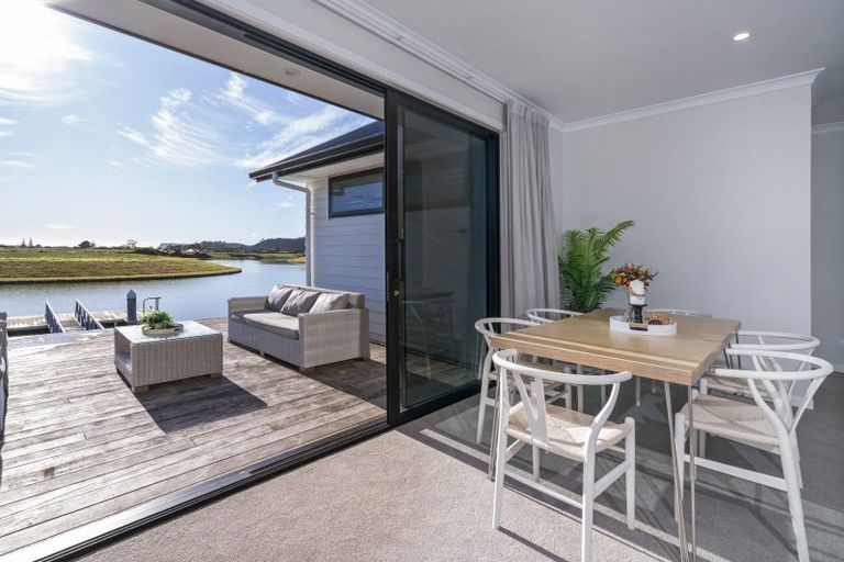 Photo of property in 28 Ngaroma Crescent, Whitianga, 3510