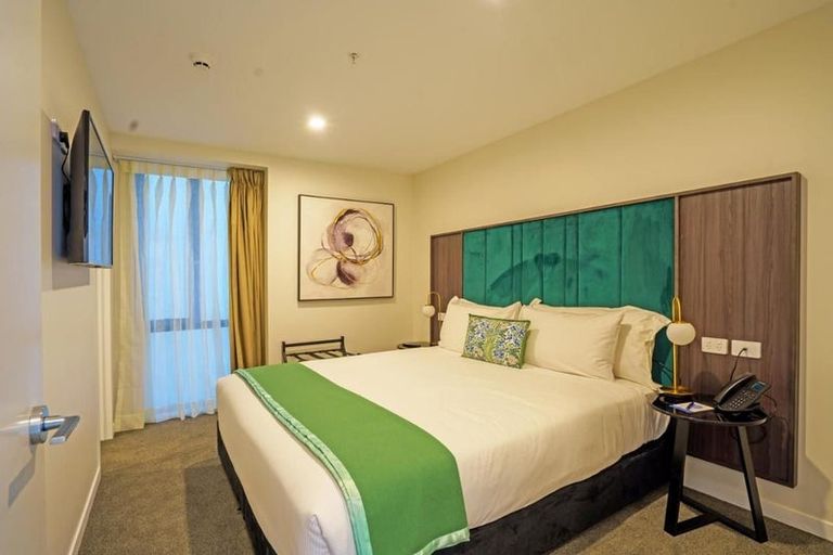 Photo of property in Proximity Apartment Hotel, 172 Thorndon Quay, Pipitea, Wellington, 6011