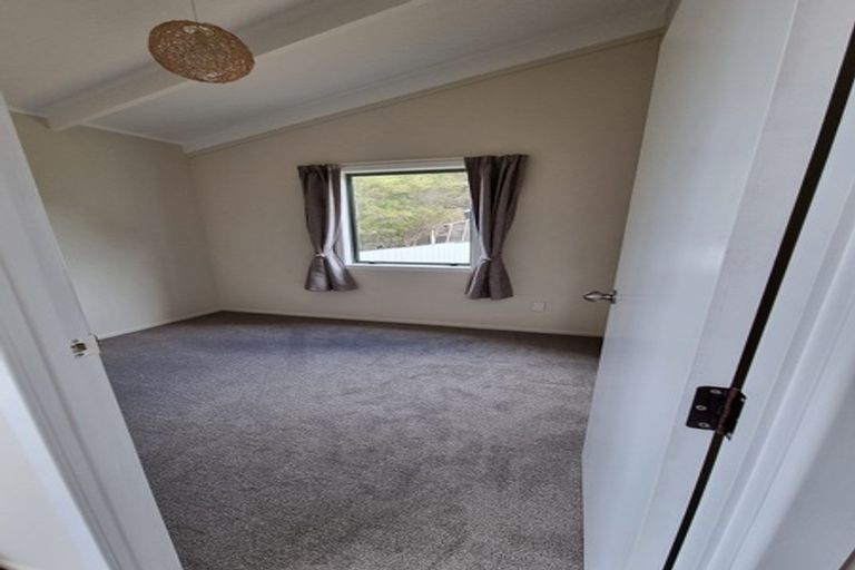 Photo of property in 21 Mariner Cove Road, Tinopai, Matakohe, 0593