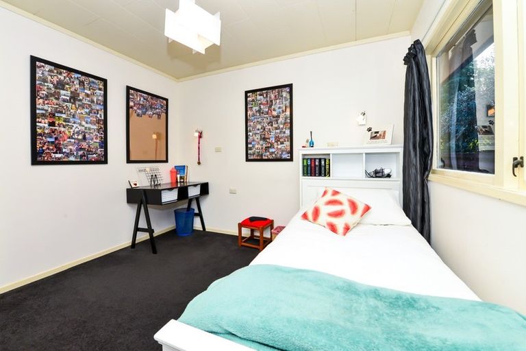 Photo of property in 15 Mclaren Place, Chedworth, Hamilton, 3210