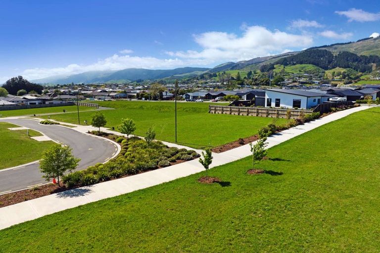 Photo of property in 25 Greenway Crescent, Hope, Richmond, 7020