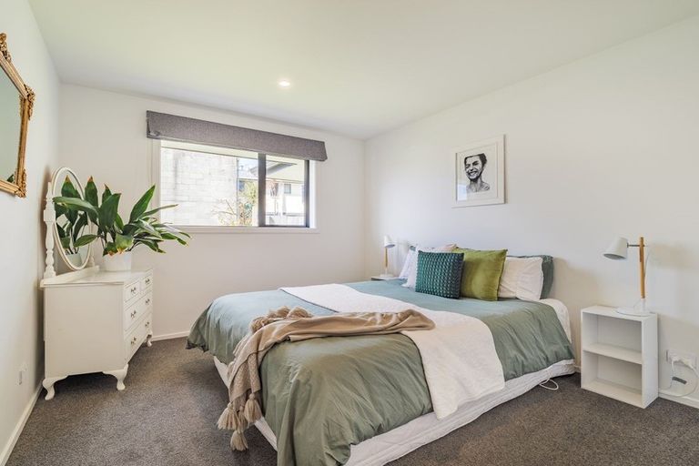 Photo of property in 8a Kennedy Road, Fairfield, Dunedin, 9018