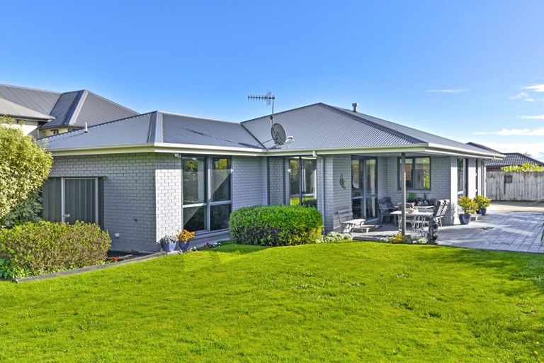 Photo of property in 14 Waitaha Place, Clive, 4102