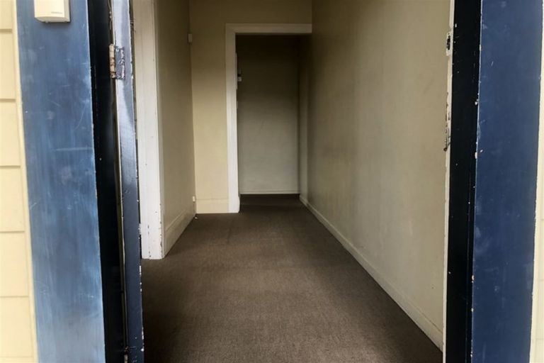 Photo of property in 2 Eden View Road, Sandringham, Auckland, 1025