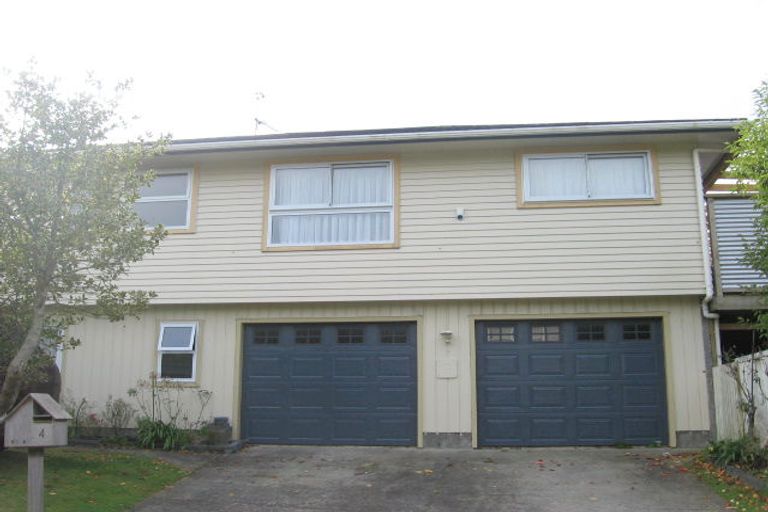 Photo of property in 4 Gonville Street, Tawa, Wellington, 5028