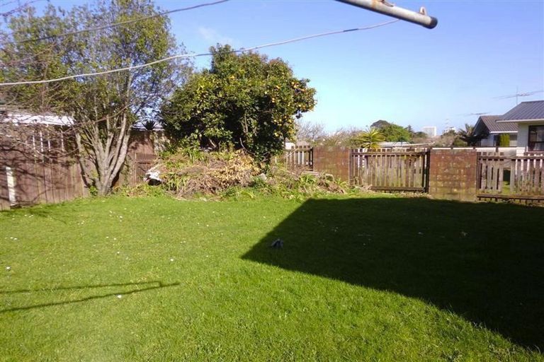 Photo of property in 21 Shalimar Place, Clover Park, Auckland, 2019