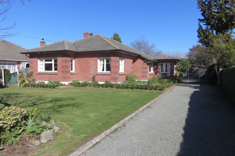 Photo of property in 51 Main Road North, Geraldine, 7930