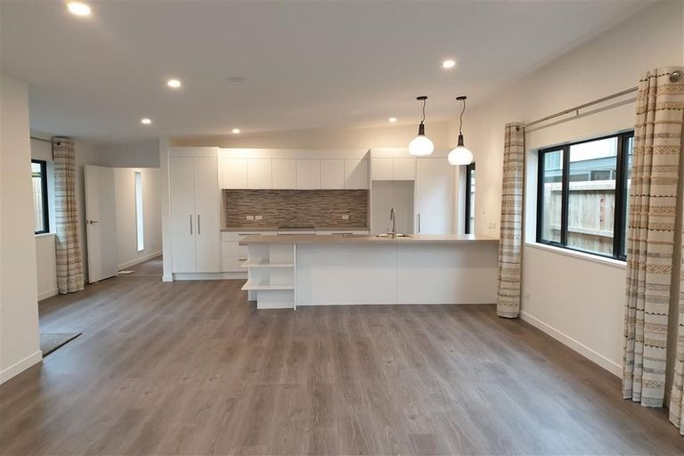 Photo of property in 348 Barbadoes Street, Christchurch Central, Christchurch, 8011