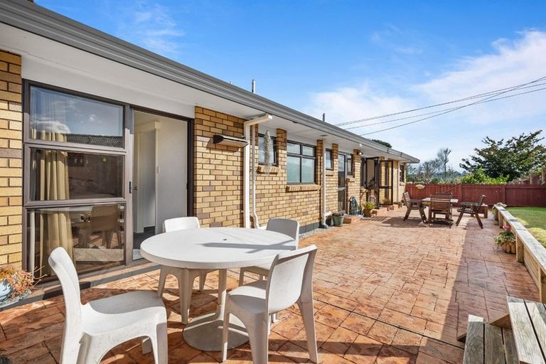 Photo of property in 15 Pounamu Avenue, Greenhithe, Auckland, 0632