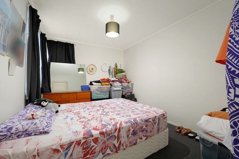 Photo of property in 52 Robertson Road, Favona, Auckland, 2024