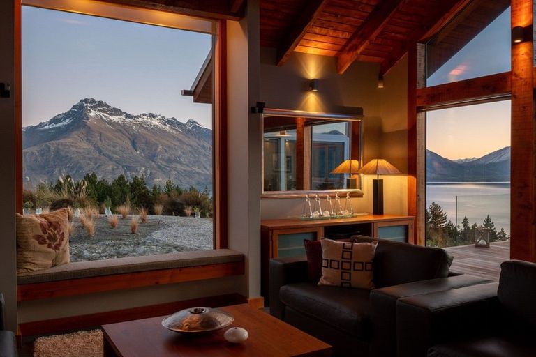 Photo of property in 673 Glenorchy-queenstown Road, Closeburn, Queenstown, 9371
