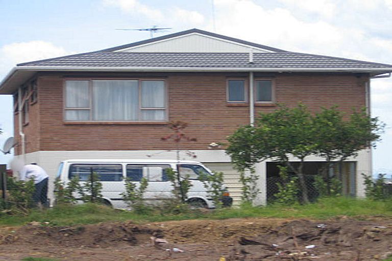 Photo of property in 463 Glenfield Road, Glenfield, Auckland, 0629